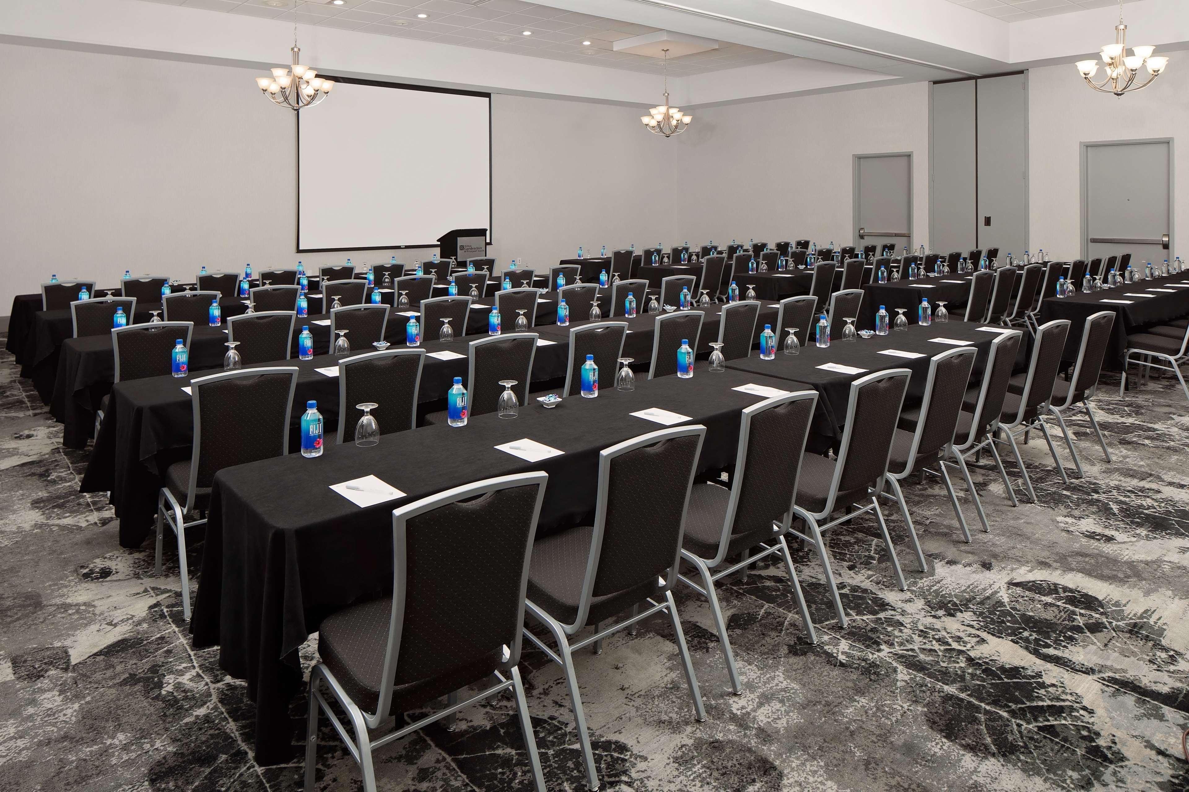 Hilton Garden Inn Dfw Airport South Irving Εξωτερικό φωτογραφία